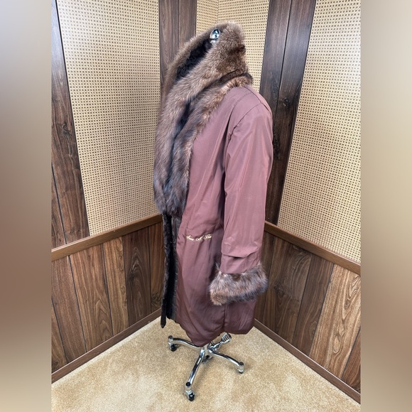 Andriana Furs Brown Broadtail & Fisher Sable Fur Collar + Cuffs Fur Coat Jacket - Picture 9 of 12